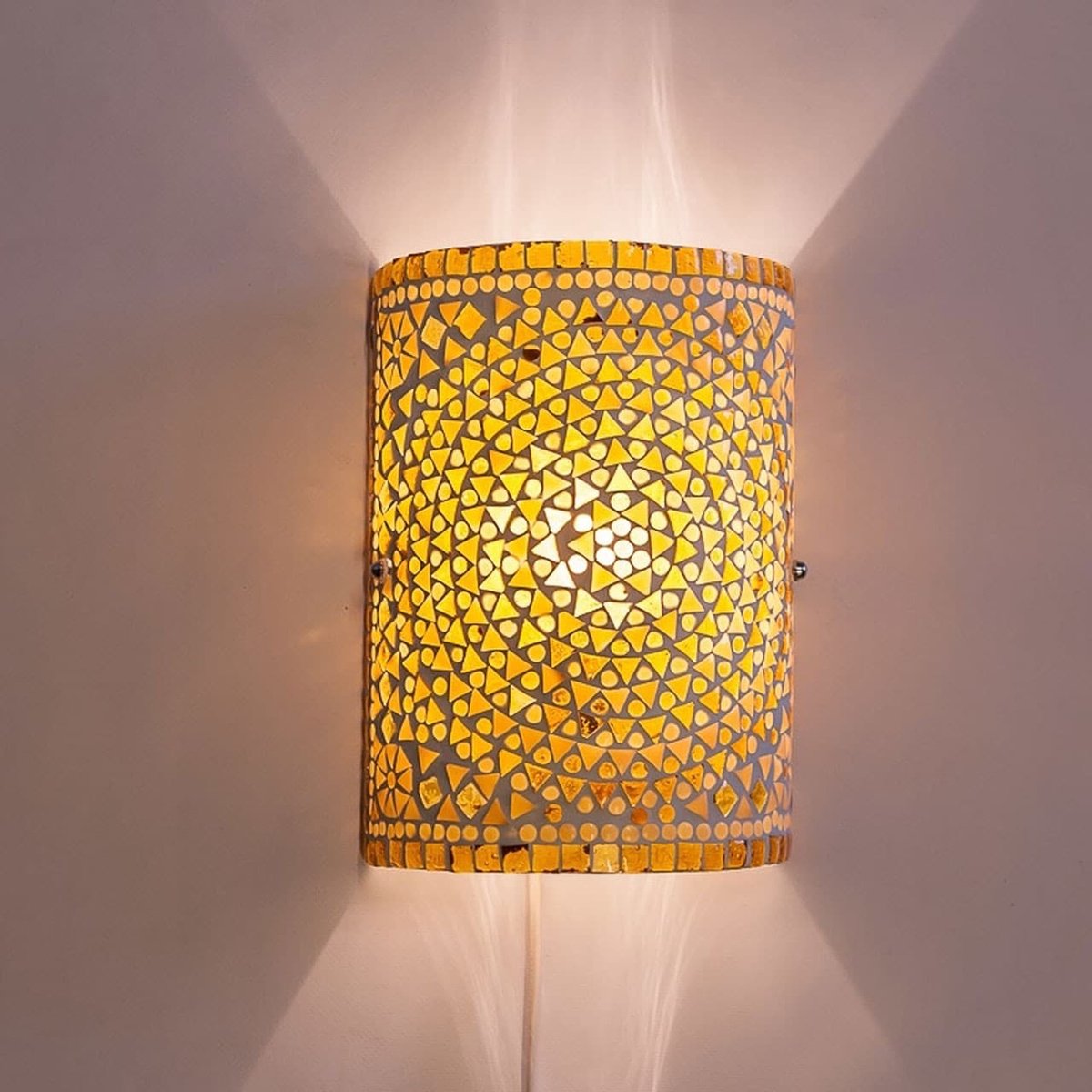Oosterse mozaïek cilinder wandlamp | 26 cm | glas / metaal | beige / bruin | woonkamer lamp | traditioneel / landelijk design