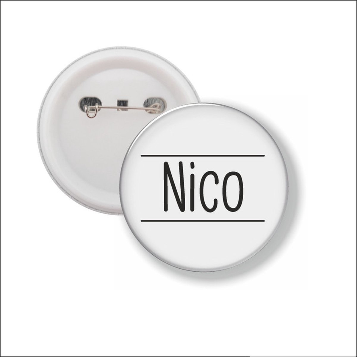 Button Met Speld 58 MM - Nico