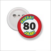 Button Met Speld 58 MM - Hoera 80 Jaar