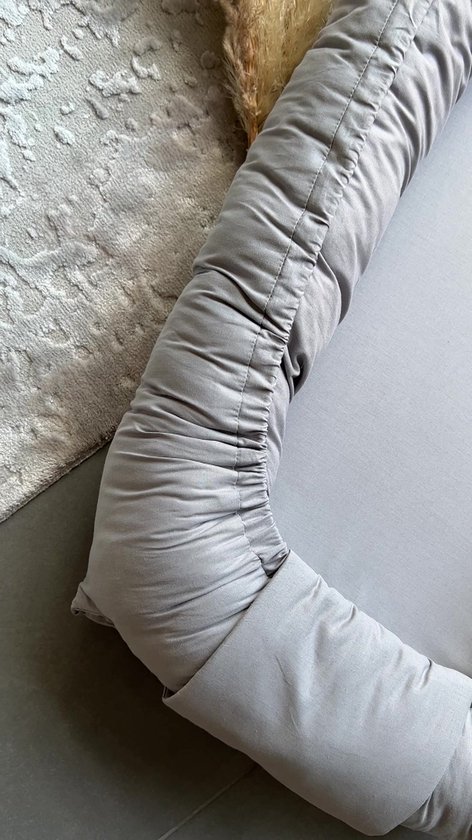 Maxy gewatteerd hondenkussen 60 x 100 cm