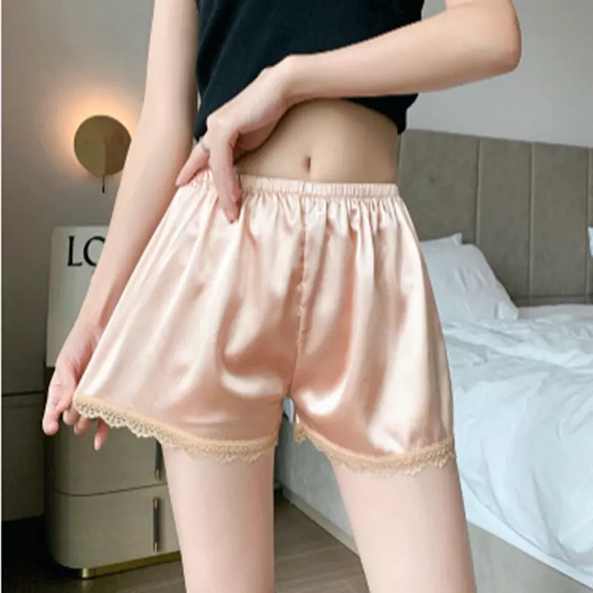Wow Peach - Nude - Zomer Short - Dunne Korte Broekje - Ademend - Comfort en Licht - Maat: X-Large