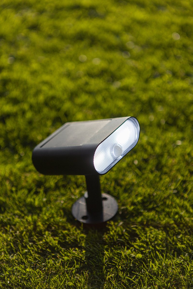 Lutec Connect Ginbo - Smart Solar LED prikspot met PIR bewegingssensor