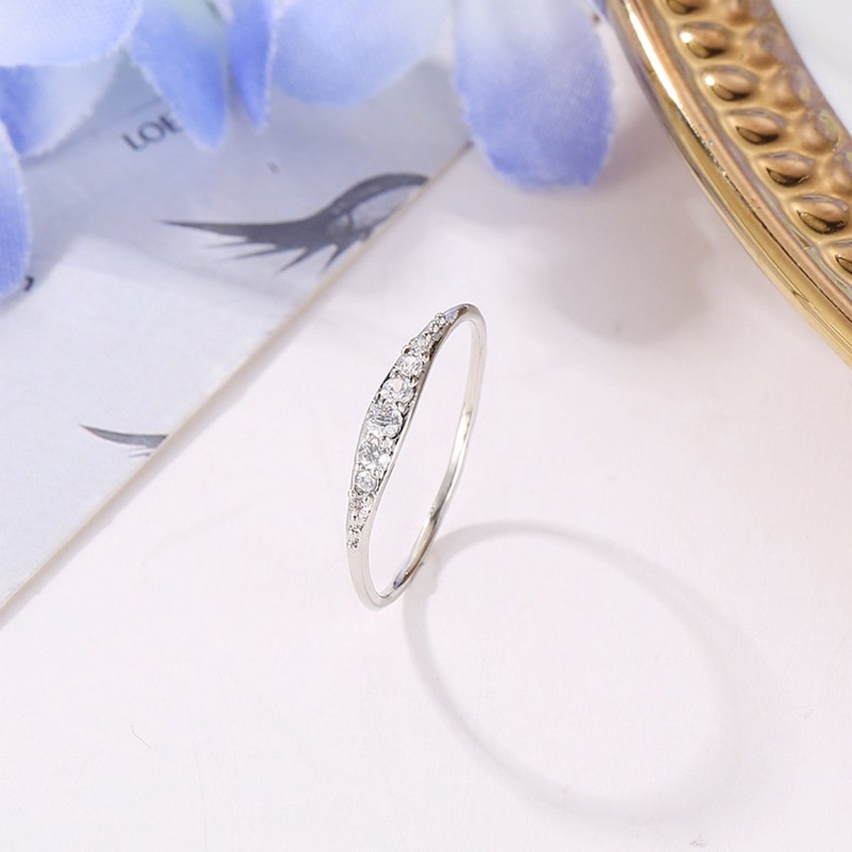 Fler® | Sierlijk | Trendy ring | Minimalistisch | Fashion | Zilverkleurig | Heldere steentjes | Vrouwen | Ringmaat 54