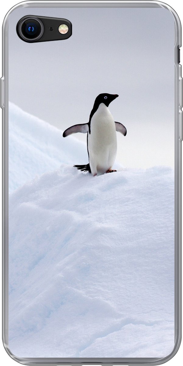 Telefoonhoesje Geschikt voor iPhone SE 2022 hoesje - Pinguïn - IJs - Winter - Siliconen Telefoonhoesje Telefoonhoesje
