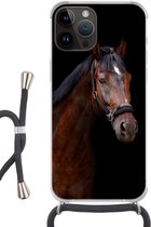 Telefoonhoesje Geschikt voorApple Iphone 14 Pro Max - Paard - Dieren - Bruin - Siliconen - Crossbody - Backcover met Koord - Telefoonhoesje met koord - Hoesje met touw