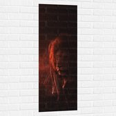 WallClassics - Muursticker - Leeuw in de Nacht - 40x120 cm Foto op Muursticker