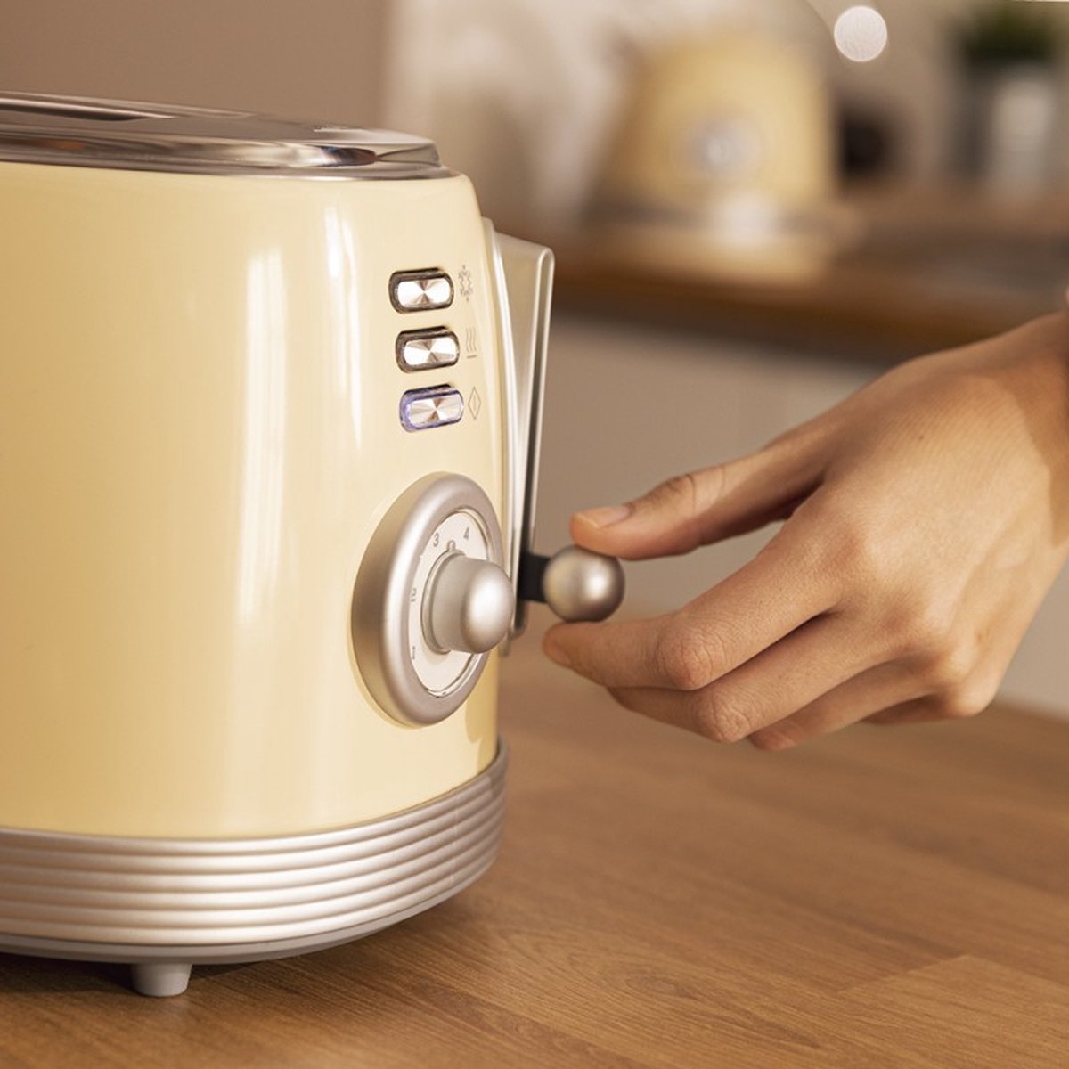 Broodrooster Cecotec Vintage 800 Light Yellow 850 W