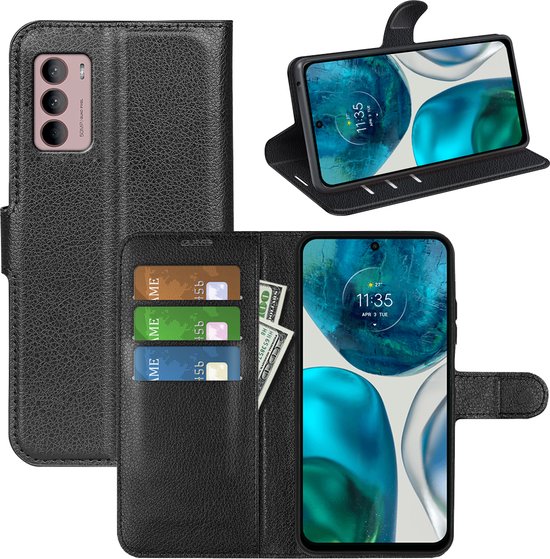 Étui portefeuille noir en similicuir, en état fermé, semi-ouvert et ouvert avec téléphone et fentes pour cartes.