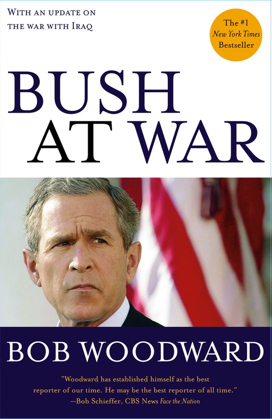 Boek "BUSH AT WAR" van Bob Woodward met een portret van George W. Bush en een Amerikaanse vlag.