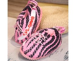 WVspecials Sneaker Sloffen Roze met witte details - Sloffen - Pantoffels - Yeezy sloffen - Comfortabel - Maat 35/42 One Size - Unisex - Winter - Black Friday - Sinterklaas