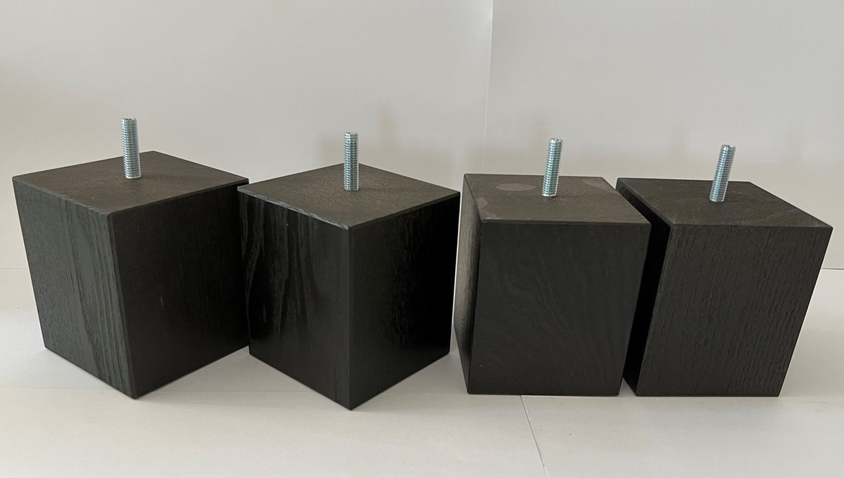 Set van 4 houten meubelpoten Zwart Eiken 12 cm hoogte 7x7 cm met M8 draadeinde Boxspring bedden banken