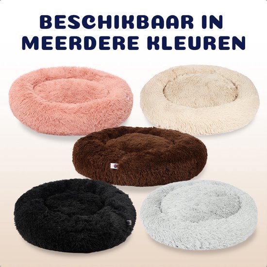 Verschillende kleuren hondenmanden: roze, crème, bruin, zwart en grijs.