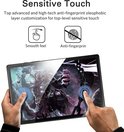 Gedetailleerde weergave van de touch-gevoeligheid en vingerafdrukbestendigheid van de screenprotector op de Samsung Galaxy Tab A9+.