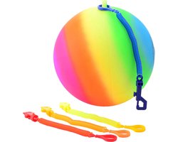 foto van Johntoy Regenboogbal Met Keycord Maat 5 - 24 cm