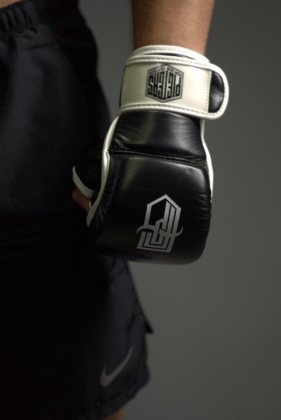 Boxing Gloves for Men Women Kids Kickboxing, MMA Martial Arts, Sparring, Heavy Punching Bag, Adult Mitts 4,6,8,10,12,14,16oz, Muay Thai Junior Workout Punching Fights (6 oz, Black