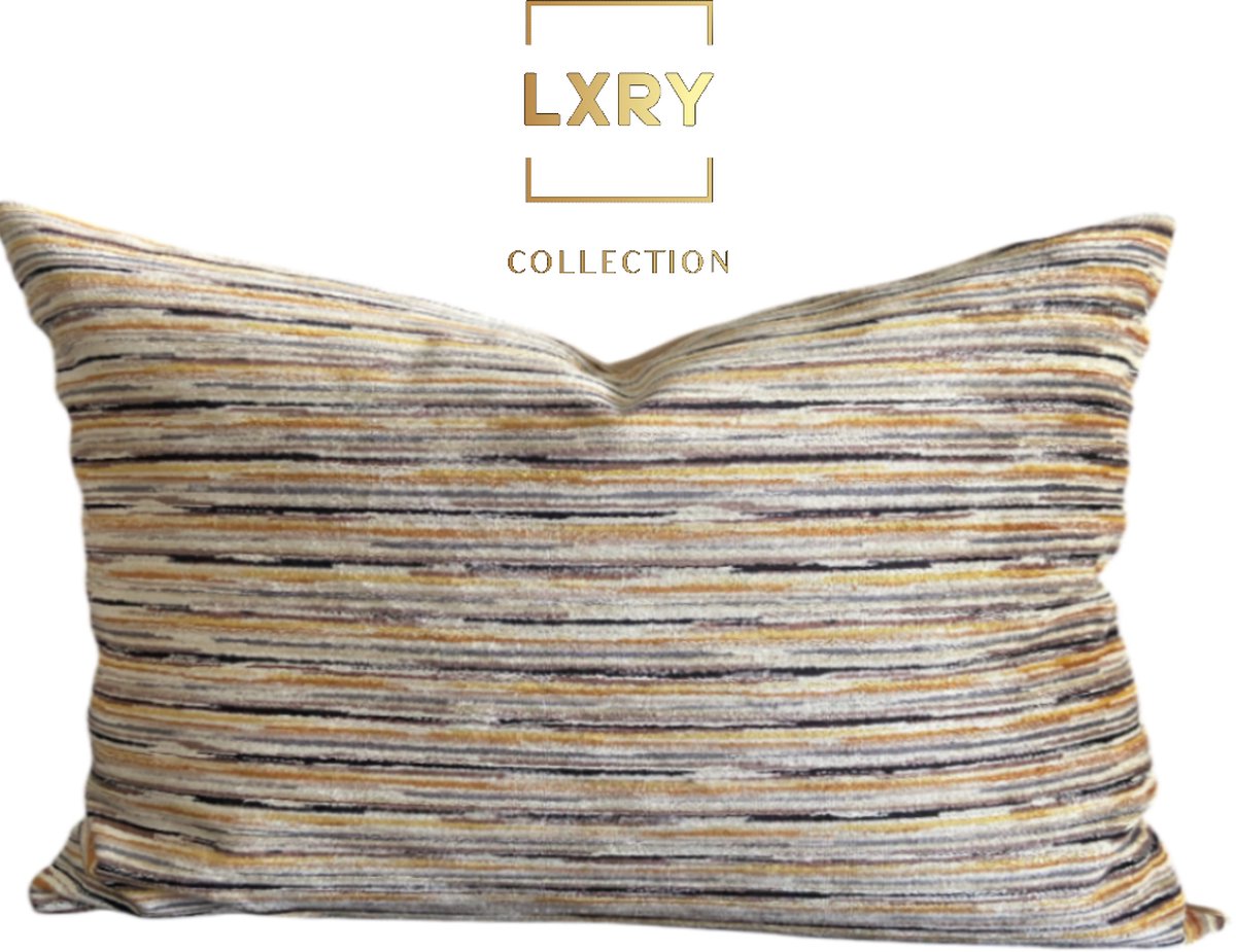 Zippi Design Sydney LXRY collectie - Velvet sierkussen wit zwart geel gestreept motief - Luxe handgemaakt designkussen met eendenveren vulling - 40x60 cm