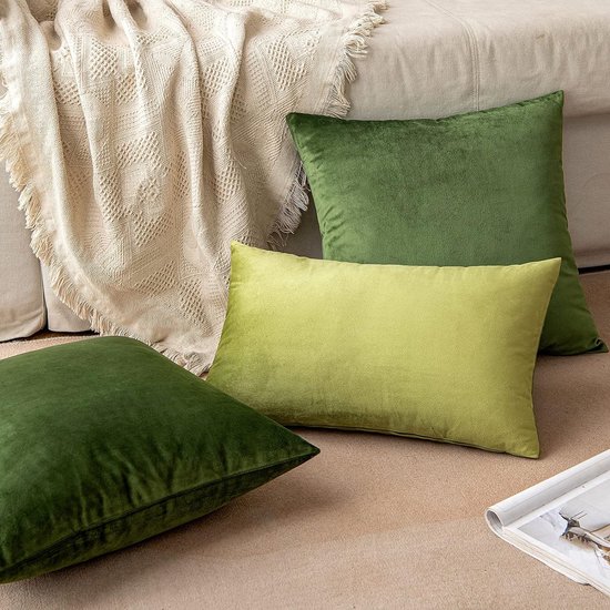 Set de deux Housses de coussin en velours vert matcha avec fermeture éclair cachée
