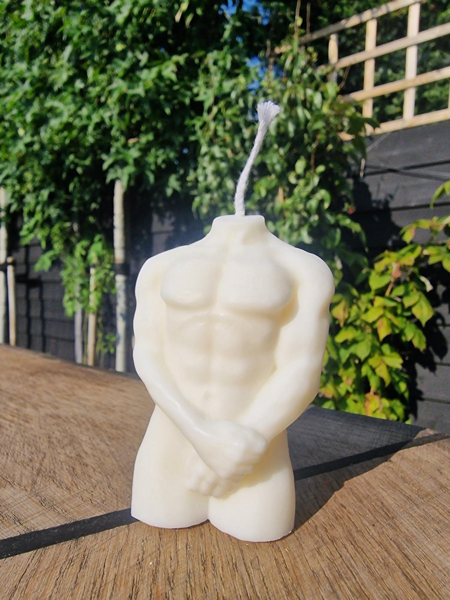 The Man Kaars - Man Kaars - Kaars in de vorm van een Mannen Lichaam - 8 cm - Kado tip - Statement Kaars - Decoratie Kaars - Vegan