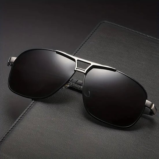 Bovista Polarizerende Zonnebril Voor Heren - Piloten Zonnenbrillen - Zonnenbril - Sun Glasses - Sunglasses - Techno Bril - Rave & Festival - Premium Quality - Zwart/Goud van Bovista — afbeelding 4