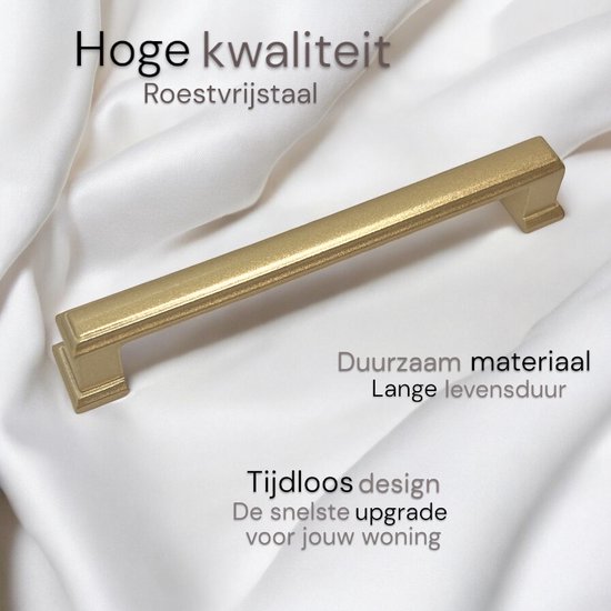 Gouden roestvrijstalen handgreep met tijdloos design.
