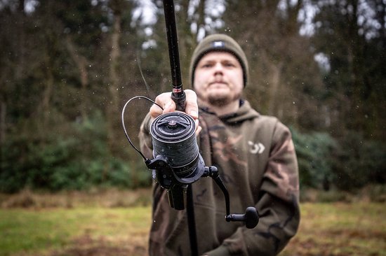 Daiwa 23 Emblem 45 SCW QD - 45mm spoelslag - longcast spoel - zwart van Daiwa — afbeelding 4