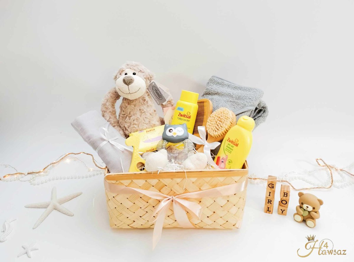 Goedkoopste Kraamcadeau Meisje - Jongen 11 stuks - Hawsaz.nl Cadeau - Genderneutraal kraamcadeau - Geschenkset unisex - Babygeschenkset - Babyshower - Gepersonaliseerde cadeaus - Knuffel - Zwitsal Babyverzorging