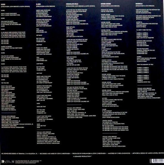 Achterkant van de albumhoes met songtitels en credits voor "Texas Moon" van Khruangbin & Leon Bridges.