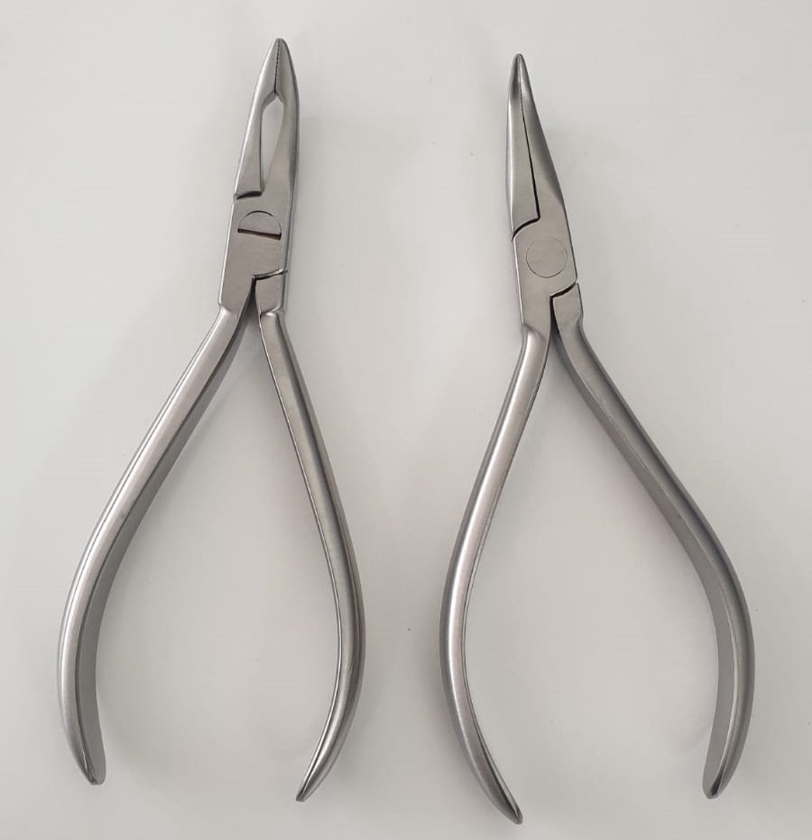 Goedkoopste Belux Surgical Instruments - Orthodontische Tang - Tandheelkundige Tang - RVS - Set van 2 - 14 cm - Gebogen