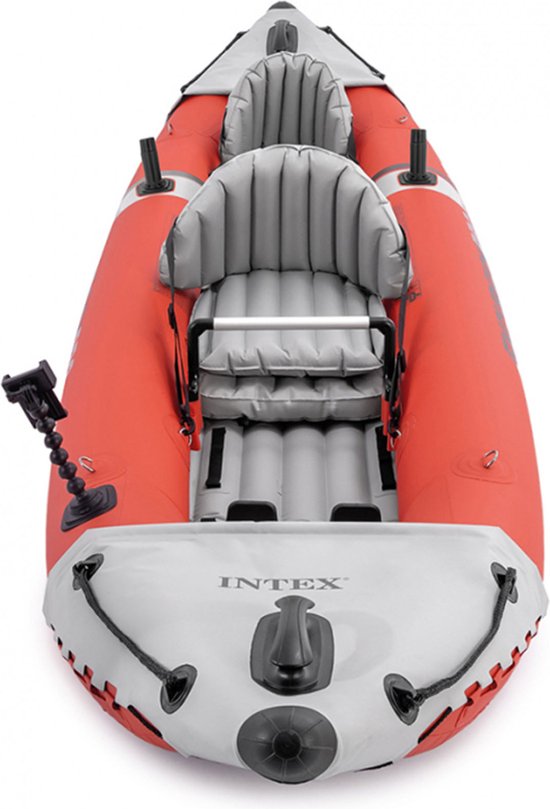 Voorsteven van een rode en grijze Intex Excursion Pro kajak met stoelen.