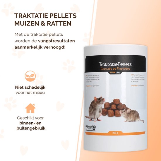 Een witte pot met 'Traktatie Pellets' erop, met twee muizen en een hoopje pellets ernaast.