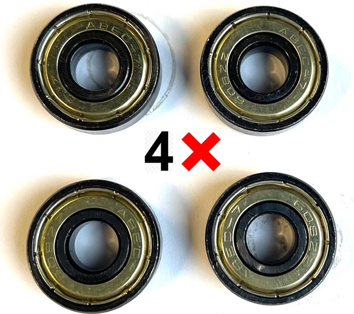 Actie4you® - Lager 608 - Binnendiameter 8mm Buitendiameter 22mm Breedte 7mm – Skateboard Lager – Rolschaats Lager – 4 Stuks - Zwarte Rand met GoudGoud