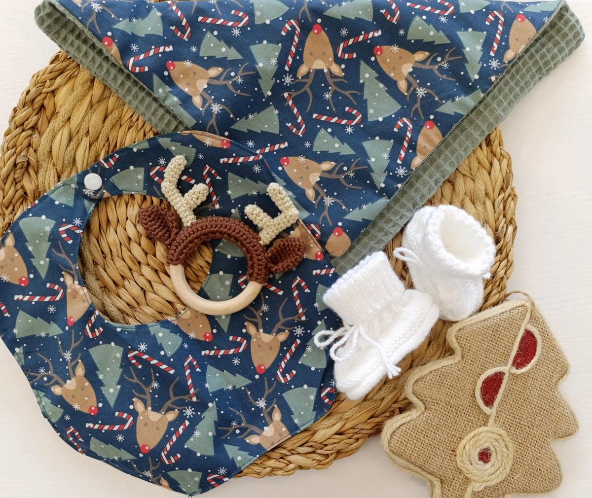 Goedkoopste Kraamcadeau kerst - baby cadeau - newborn gift - bijtring - handgemaakt