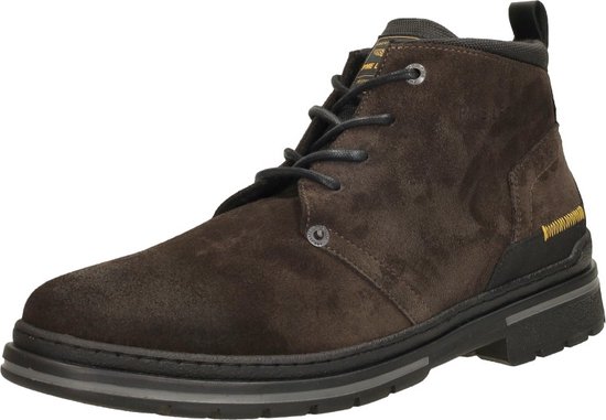 Bruine suède PME Legend veterschoen met gele zigzag stiksels op de hiel.