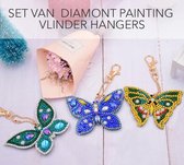 Set van 3 vlindervormige sleutelhangers voor DIY diamant schilderij - diamant decoreren. Diamanten, vlindervorm en sleutelhangerring alles inbegrepen.