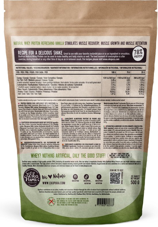 Achterkant van een bruine zak Ekopura wei-eiwit met voedingswaarden, ingrediënten en bereidingsinstructies. Met QR-code.