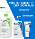 CeraVe productlijn: Hydrating Cleanser (groene fles), Moisturising Lotion (witte fles) en Facial Moisturising Lotion (witte tube).