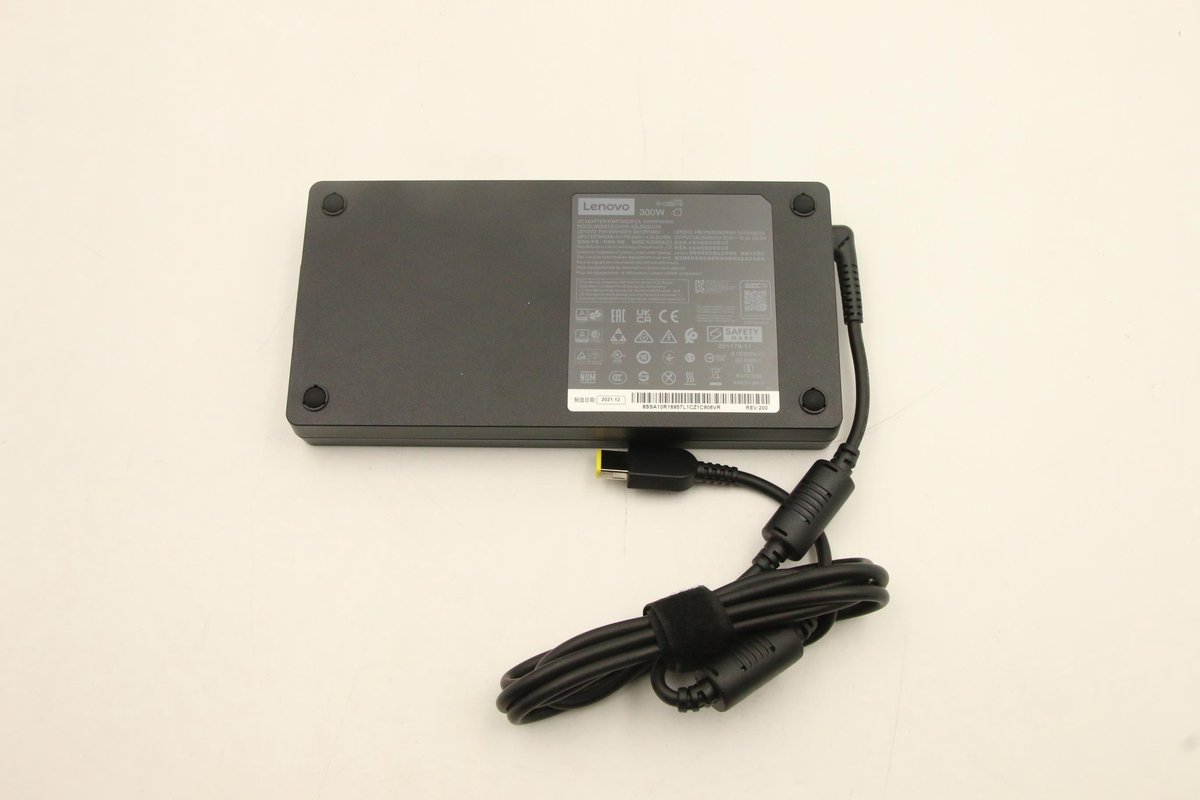 Lenovo 5A10W86290 power adapter/inverter