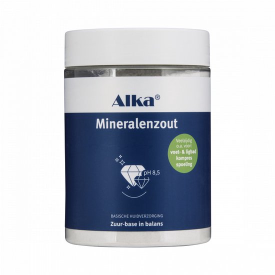 Een pot Alka Mineralenzout met de tekst 'Veelzijdig o.a. voor: voet- & ligbad kompres spoeling' en 'pH 8,5'.