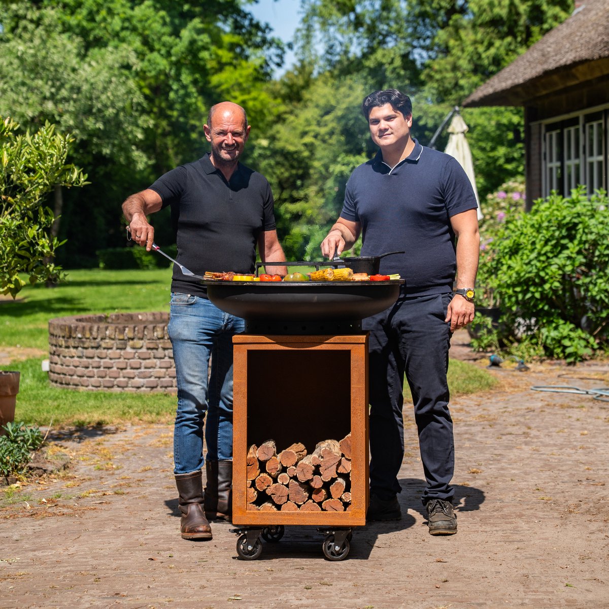 RJRoyal Living BBQ Plancha Grill Hermano XXL Blackline