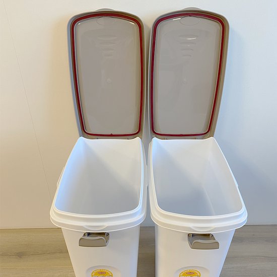 Conteneur d'alimentation - Tonneau d'alimentation - Tonneau d'alimentation avec couvercle - 40 litres - Avec pelle - Hermétique - Convient pour 15 kg d'alimentation - Avec roues