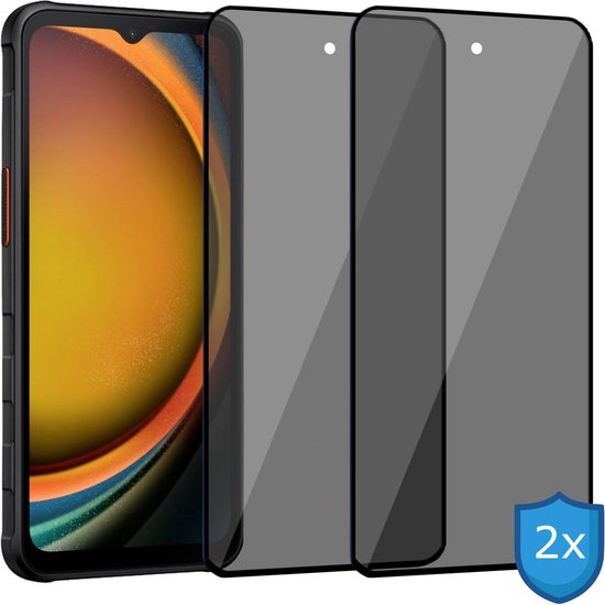 Twee screenprotectors voor een smartphone.