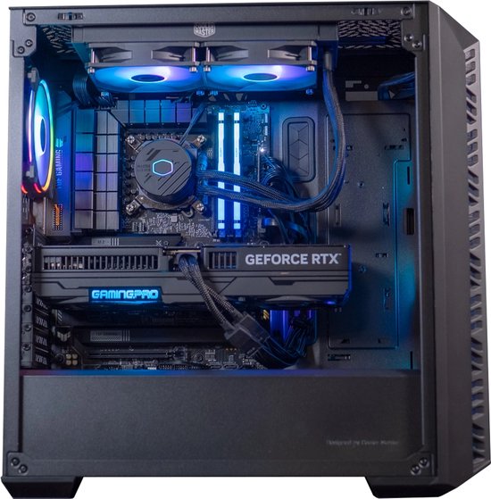Open computerkast met verlichte componenten, waaronder twee ventilatoren, een GeForce RTX grafische kaart en RAM-modules.