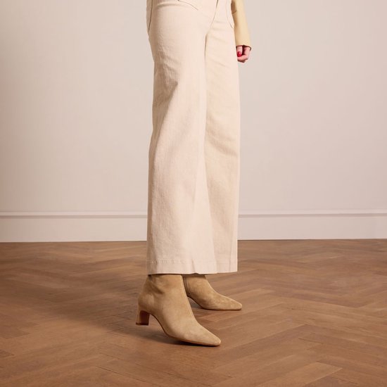 Manfield - Bottines en daim beige à talon - Taille 38