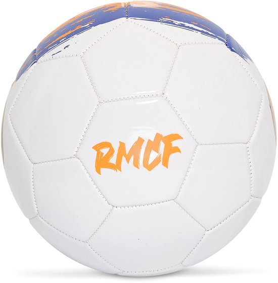 Ballon de football avec grand logo du Real Madrid