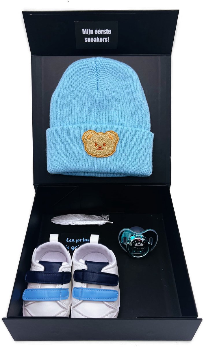 Kraamcadeau jongen, geboortegeschenk met babymuts, babyschoentjes en speen met de tekst prinsje - kan ook rechtstreeks als cadeau worden verstuurd — afbeelding 4