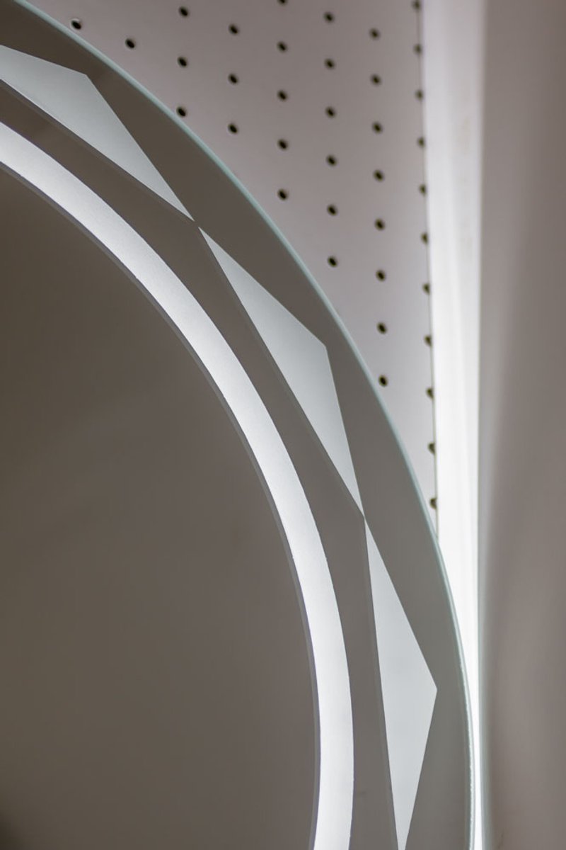 VL HOME frameloze spiegel met patroon rond touch sensor