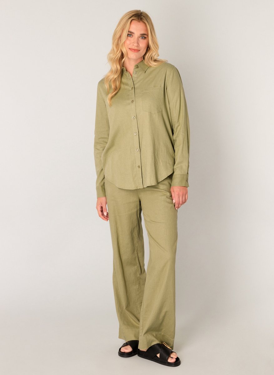 BASE LEVEL Yael Shirts - Soft Army - maat 42