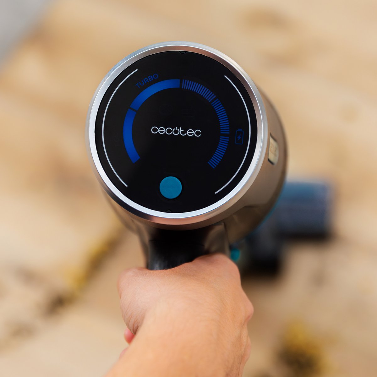 Aspirador escoba | CECOTEC Conga Rockstar RS50, 400 W, Potencia de succión 120 AirWatt, Depósito 500 ml, Autonomía 60 min, Negro
