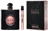Yves Saint Laurent Black Opium giftset met een glinsterende zwarte flacon, een rollerball en een doos met het YSL-logo.