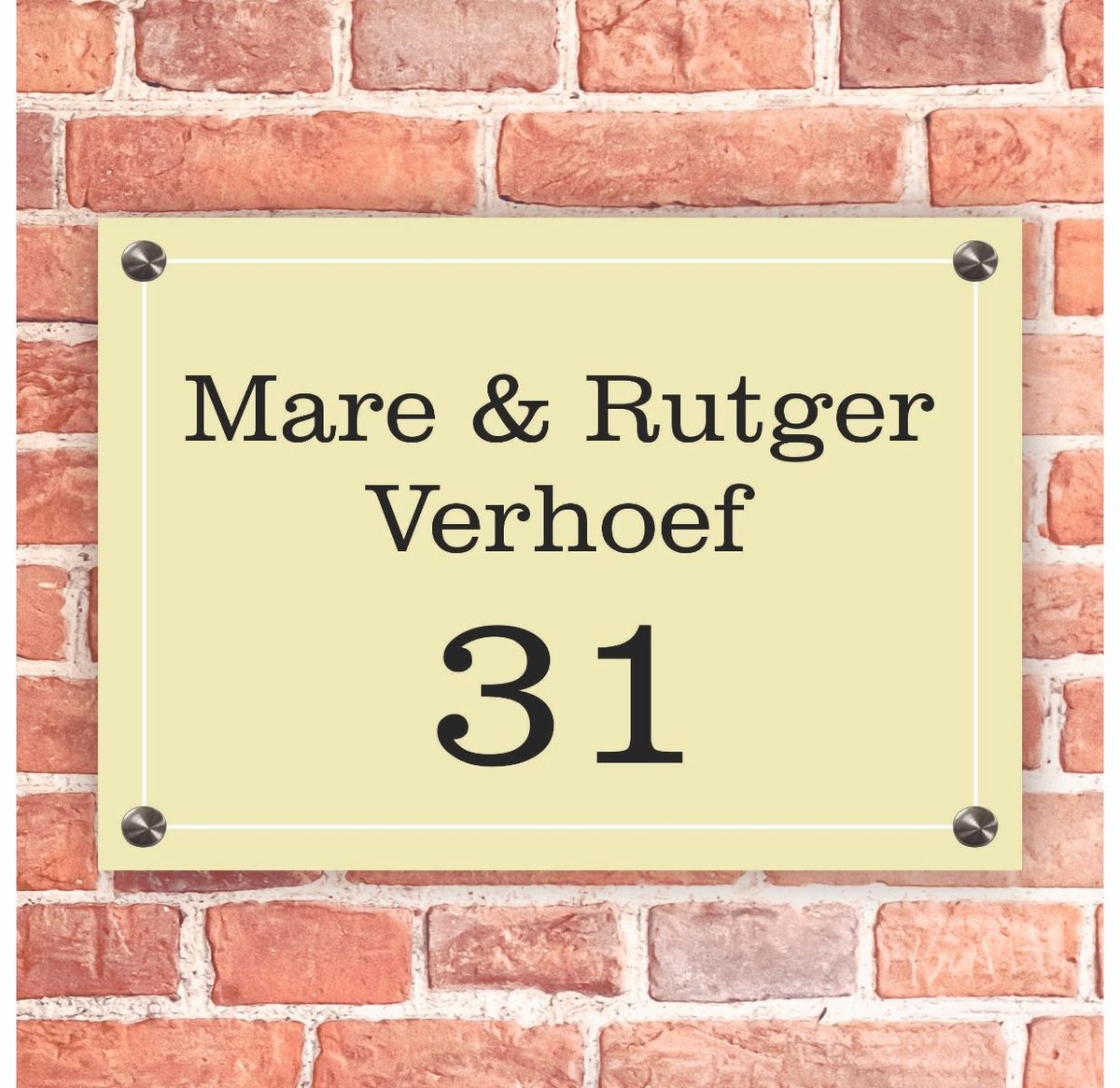 Naambordje voordeur rechthoek geel met wit kader